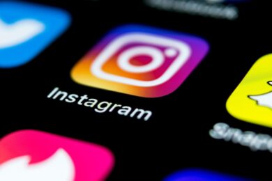 Here is an image showing an Instagram logo