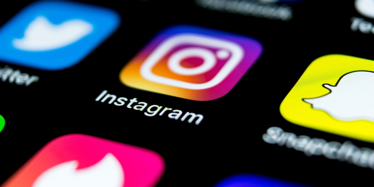 Here is an image showing an Instagram logo